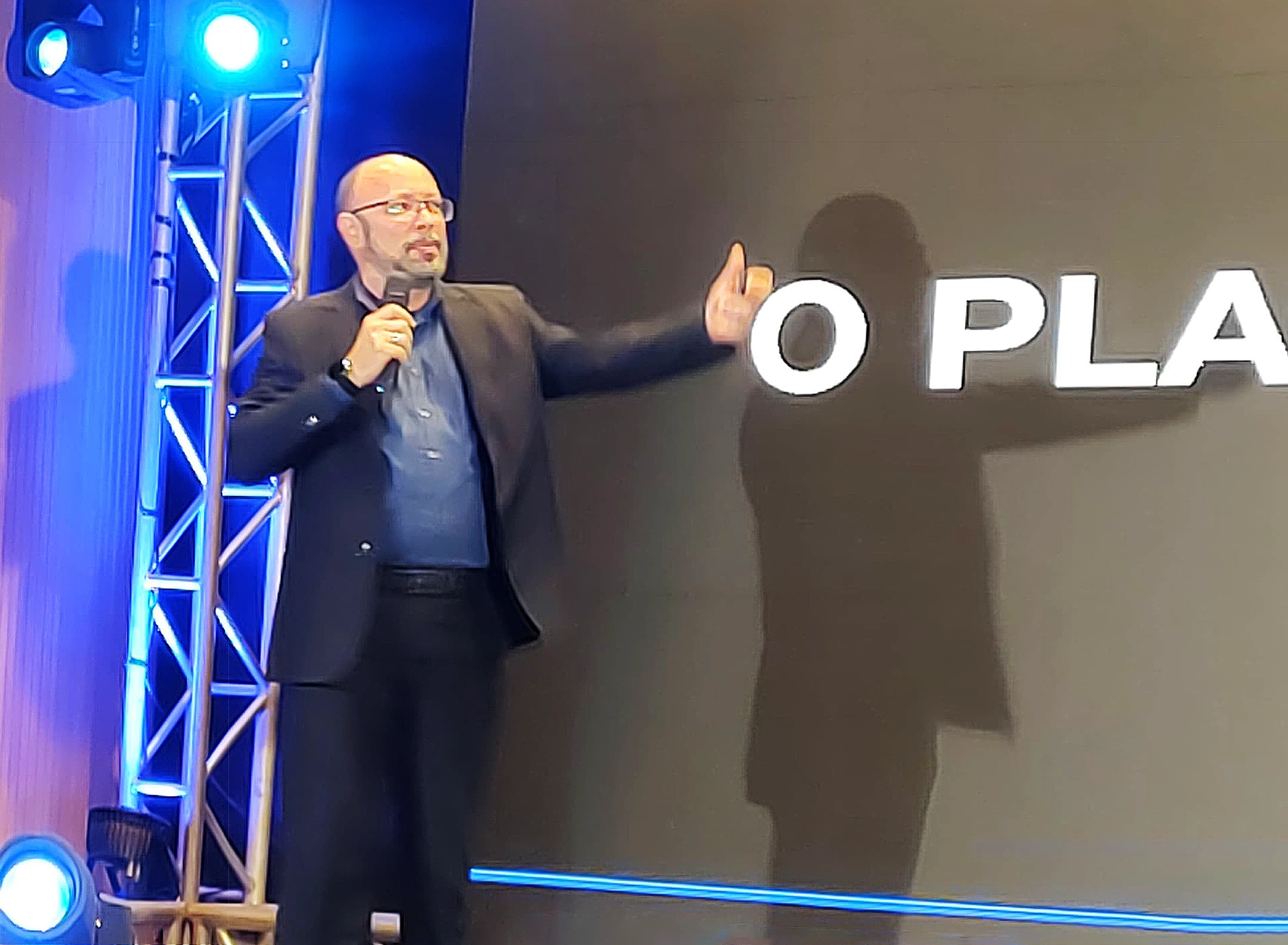 Palestra estratégica com Thiago Maniglia: Palestrante, Educador e Estrategista de alto impacto.